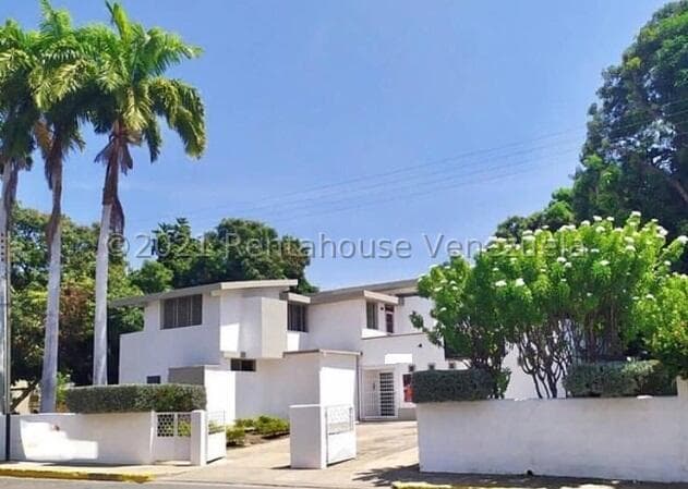 Single-Story Home for Sale in El Morro I, Anzoategui