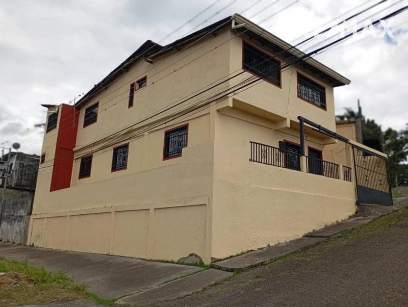Two-Story House for Sale in Santa Barbara, Rubio