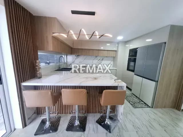 En venta Tonwhouse ubicado en San Diego Conjunto Casa Verde Planta total