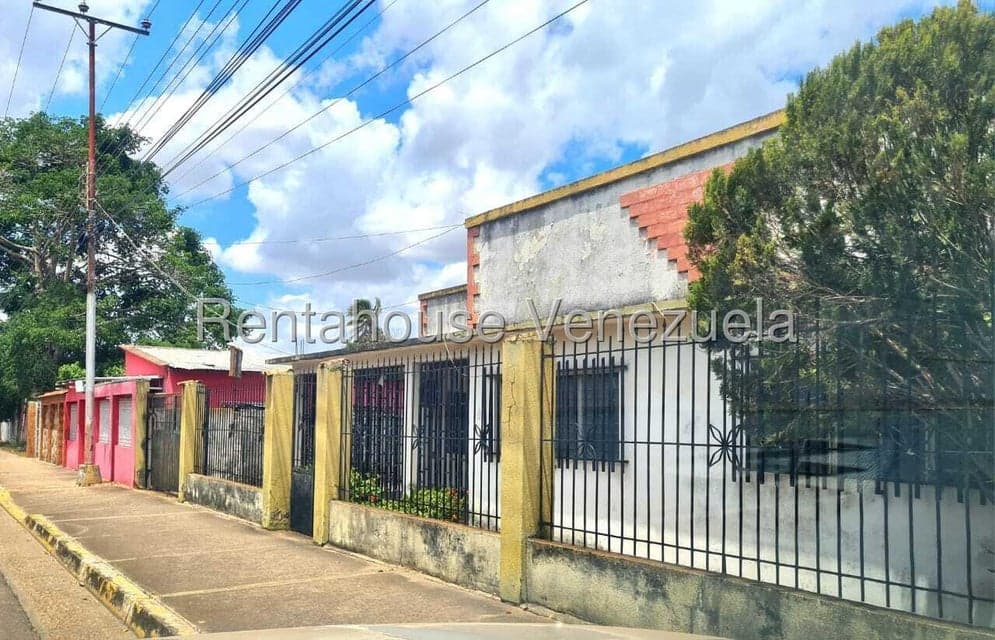 Single-Story House for Sale in Pueblo Nuevo Norte, Anzoategui