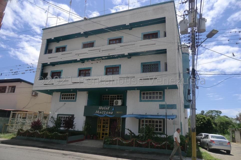 Negocios y Empresas (Hotel) en Venta en Los Canales de Rio Chico, Miranda