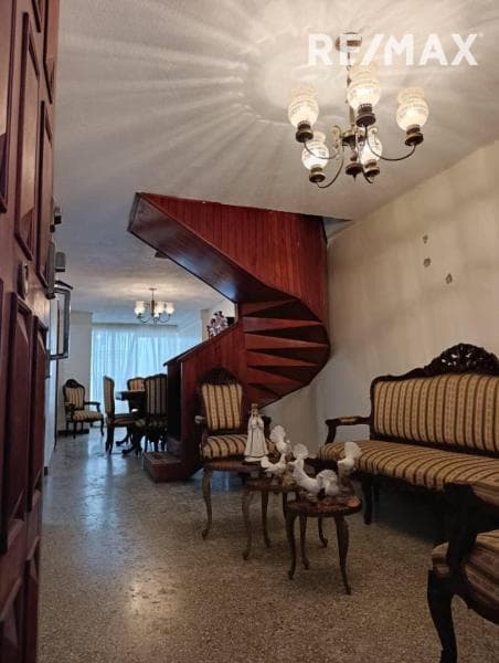 House for Sale in Altos de Paramillo