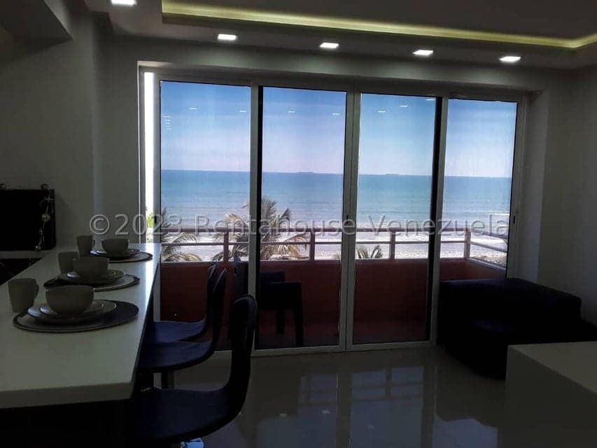 One-Level Apartment for Sale in Tucacas, Falcon