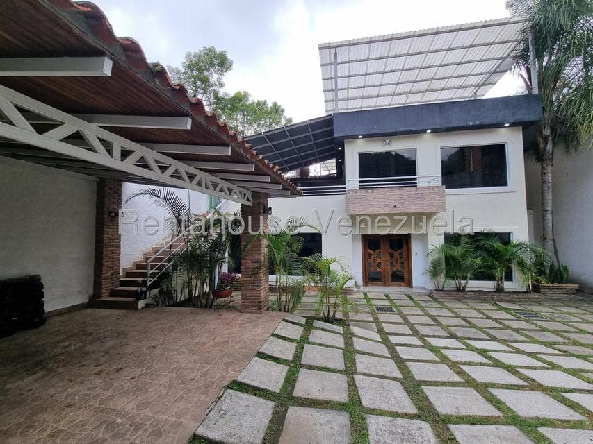 Casa (Multipes Niveles) en Venta en La Pedregosa, Merida