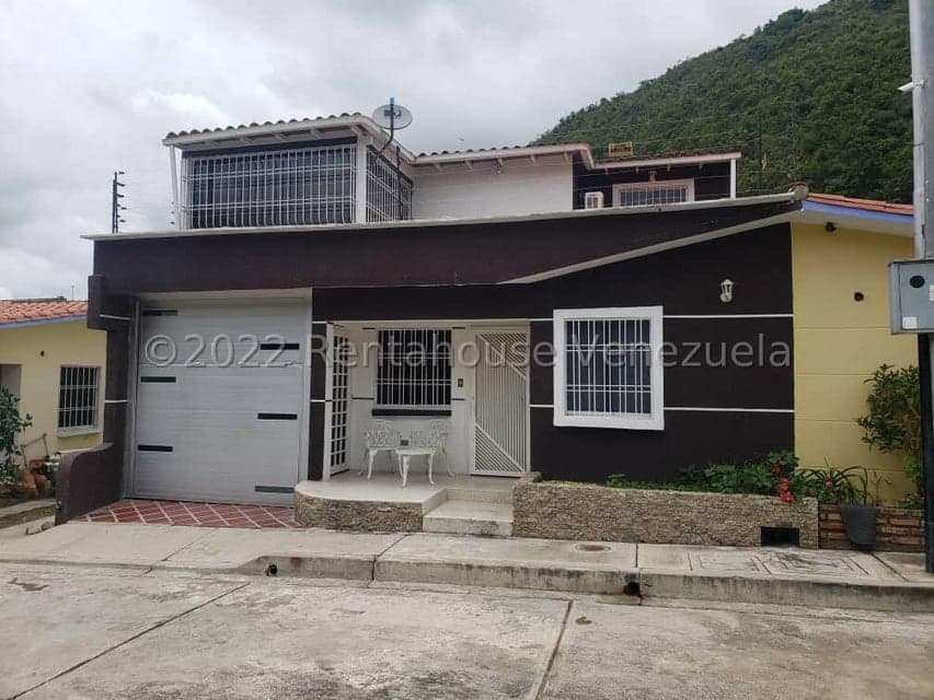 Duplex Home for Sale in El Llano, Merida