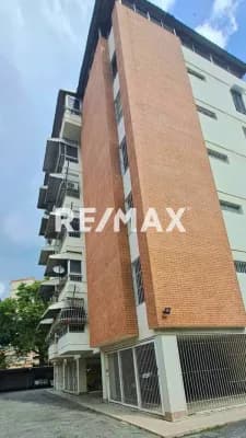 VENTA DE APARTAMENTO EN MONTALBAN I CARACAS