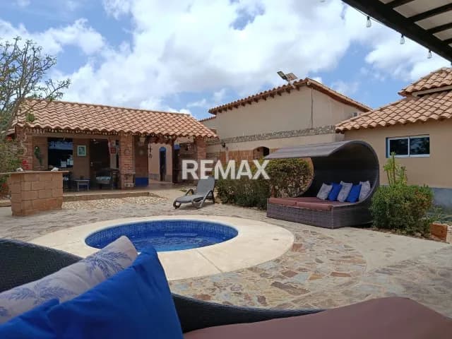 Exclusiva Casa frente al mar