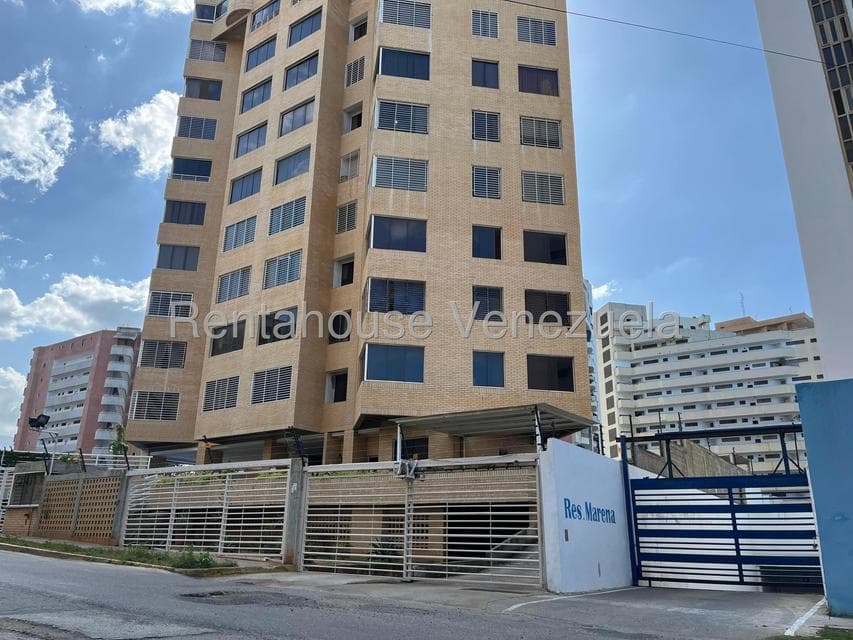 One-Level Apartment for Sale in Playa Grande, Vargas