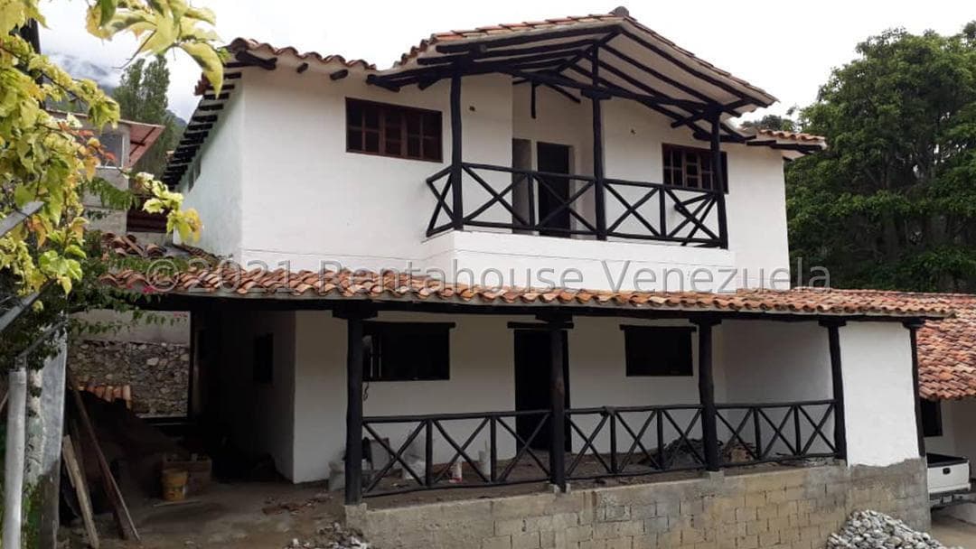 Colonial-Style House for Sale in Mucuy Baja, Merida