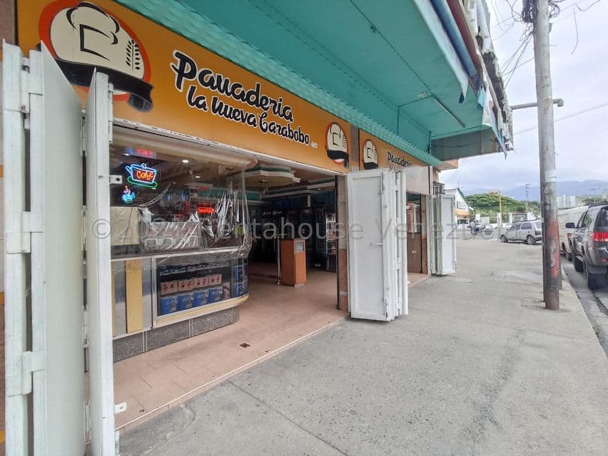 Food & Beverage Business for Sale on Avenida Constitucion, Aragua