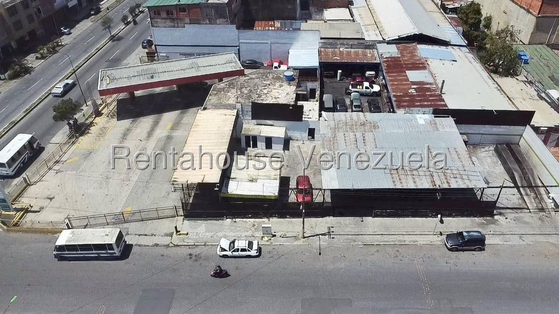 Gas Station & Commercial Property for Sale in Western Lara State