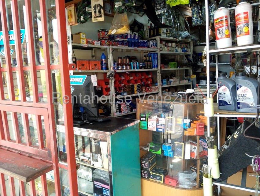 Negocios y Empresas (Automotores) en Venta en La Piedad Norte, Lara