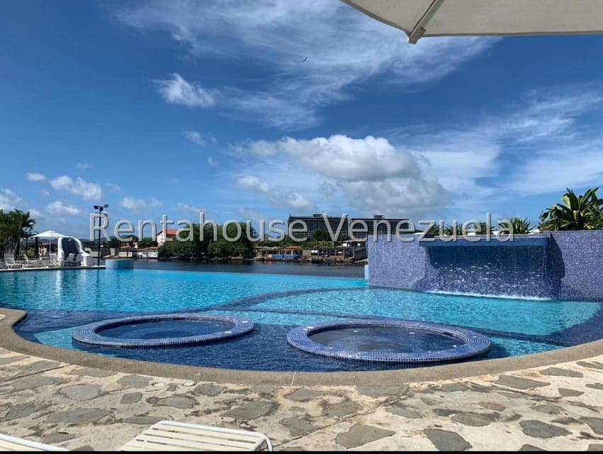 Duplex Townhouse for Sale in Puerto Encantado, Miranda