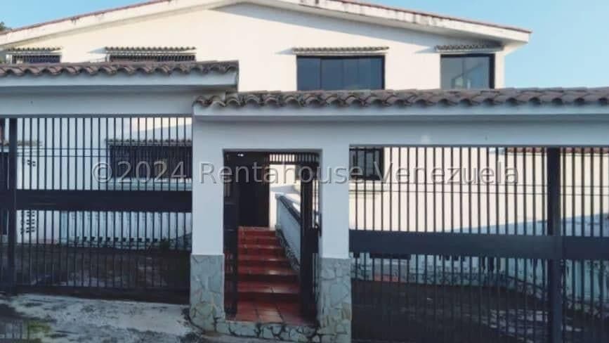 Townhouse (Duplex) for Sale in Club Hipico, Miranda