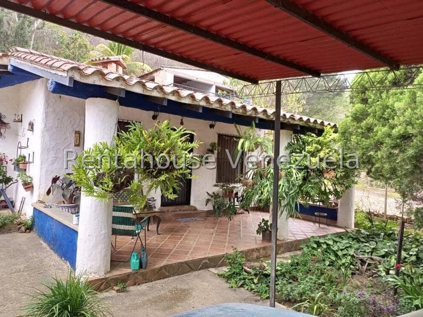 Single-Story Home for Sale in Bejuma, Carabobo