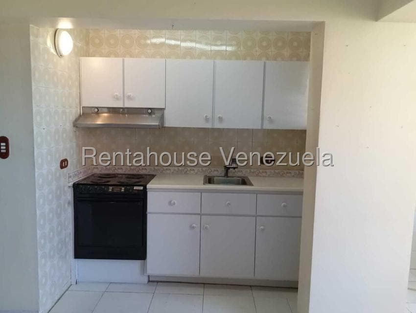 One-Level Apartment for Sale in Palmar Este, Vargas