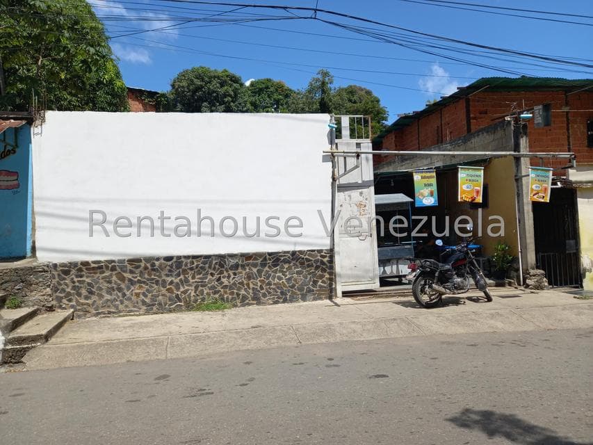 Commercial Lot for Sale in Central San Juan, Guarico