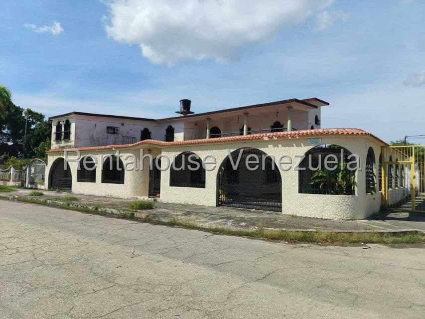 Duplex Home for Sale in El Orticeño, Aragua