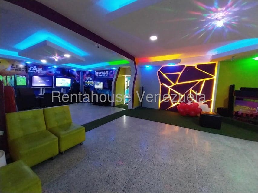 Entertainment Business for Sale in Centro, Falcon