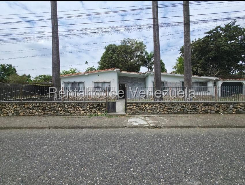 Single-Story House for Sale in Araure, Portuguesa