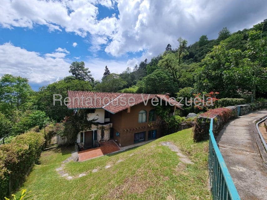 Multi-Level House for Sale in Pedregosa Alta, Merida