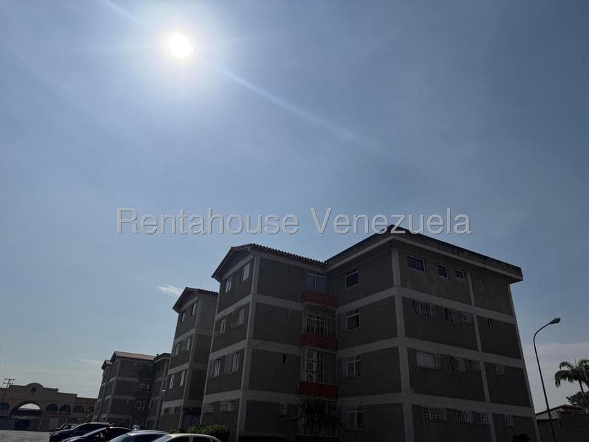 One-Level Apartment for Sale in Centro, Lara