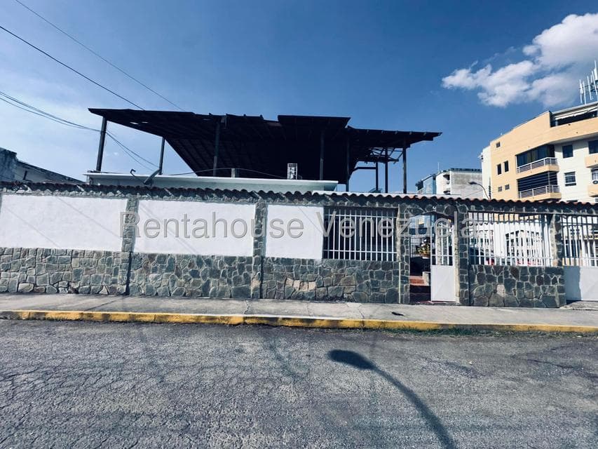 Single-Story Home for Sale in San Miguel, Aragua