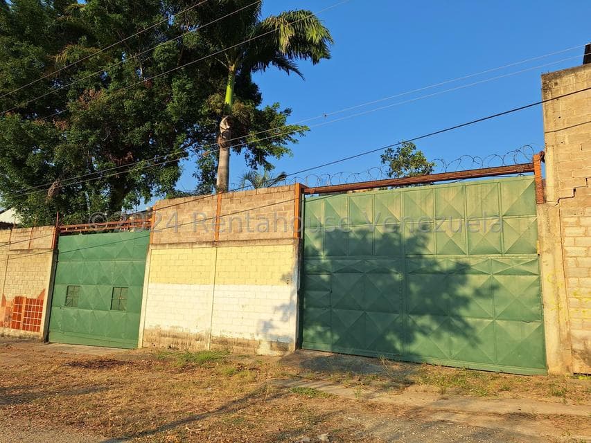 Commercial Land for Sale in La Chapa Industrial Zone, Aragua