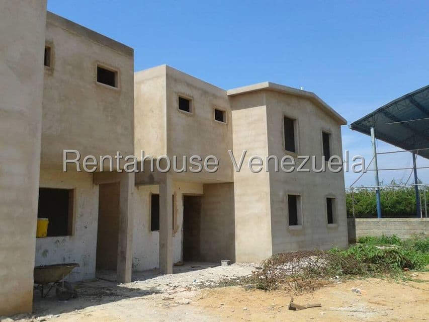 Townhouse (Multiples Niveles) en Venta en Bermudez, Zulia