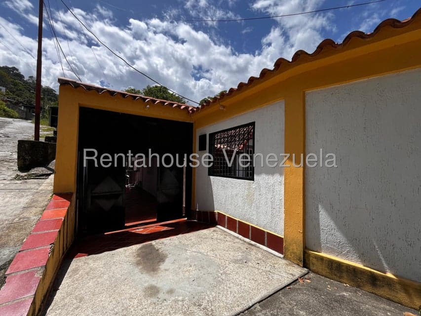 Single-Level Apartment for Sale in Lumonty, Merida