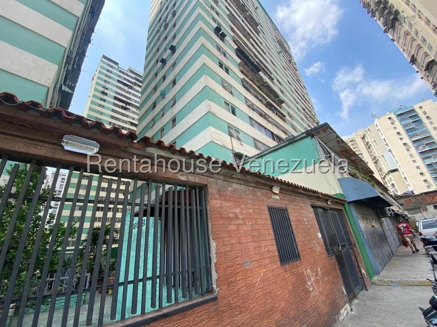 Apartamento (1 Nivel) en Venta en San Martin, Distrito Metropolitano