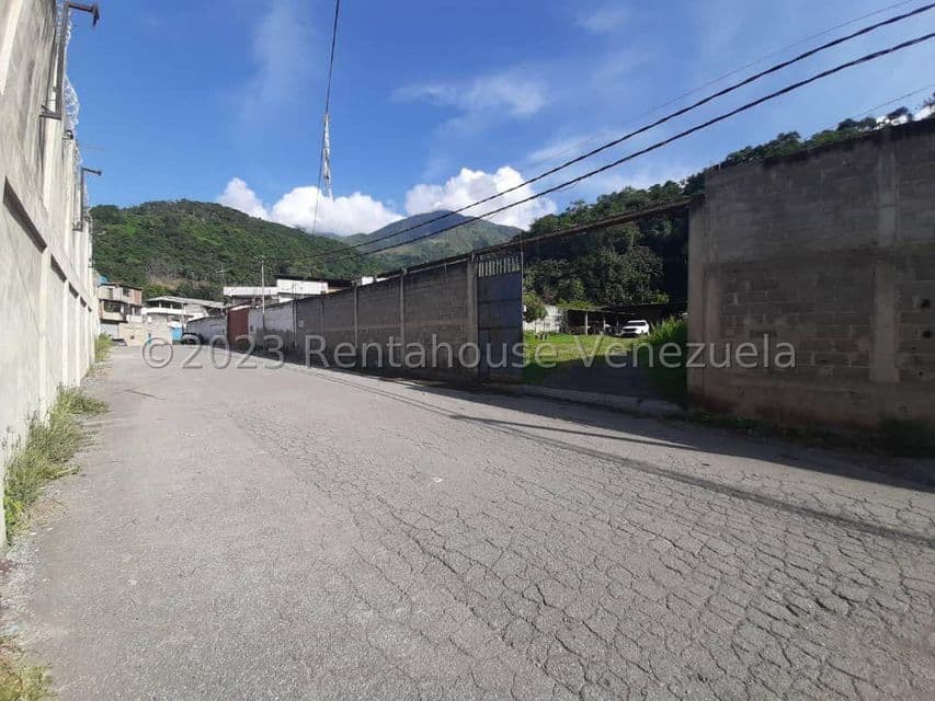 Industrial Land for Sale in Hacienda Caucaguita, Miranda