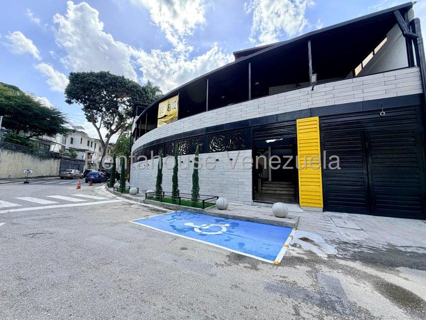 Casa (Multipes Niveles) en Venta en San Roman, Distrito Metropolitano