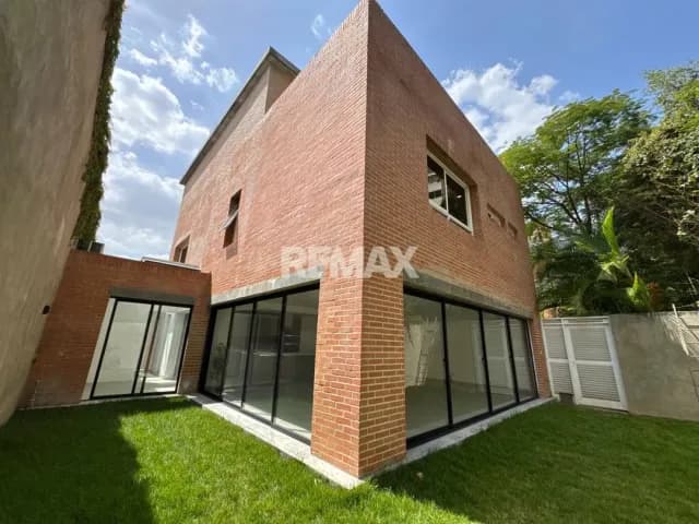 Venta de Casa Villa en La Alta Florida, Caracas.