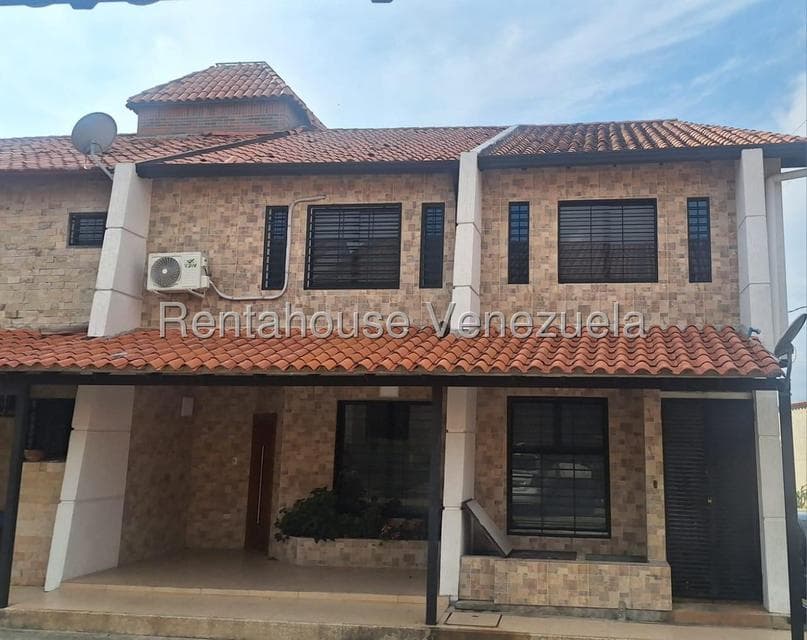 Duplex Townhouse for Sale in El Paraiso, Merida