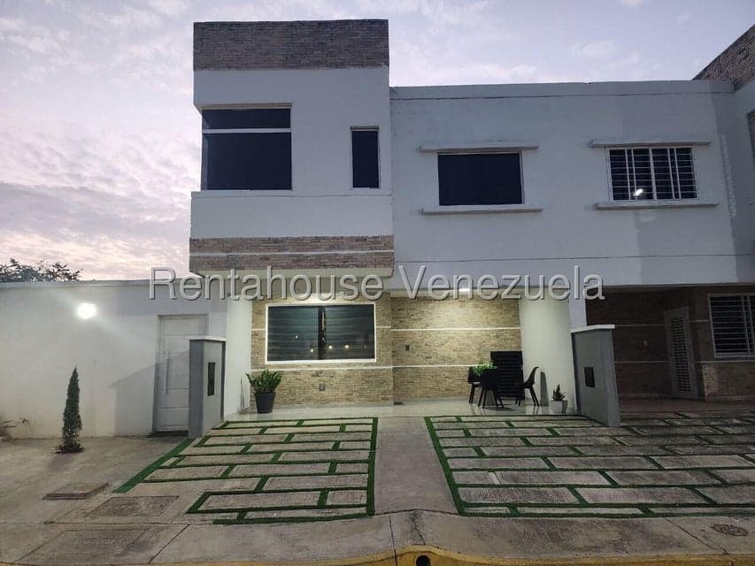 Townhouse (Duplex) en Venta en Monte Carmelo, Carabobo